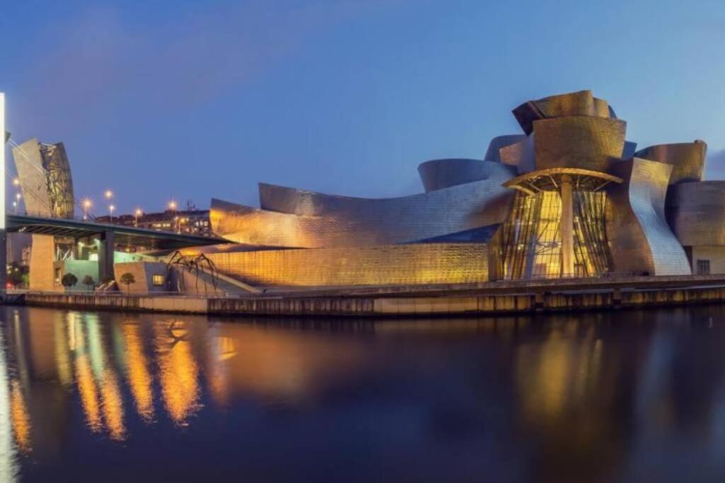 דירות Lujoso Piso En Casco Viejo. Bilbao. Free Wifi. מראה חיצוני תמונה