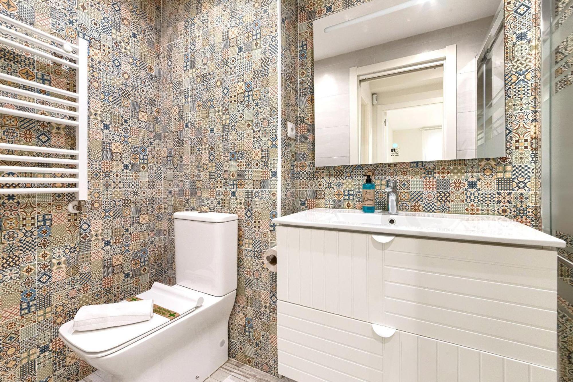 דירות Lujoso Piso En Casco Viejo. Bilbao. Free Wifi. מראה חיצוני תמונה